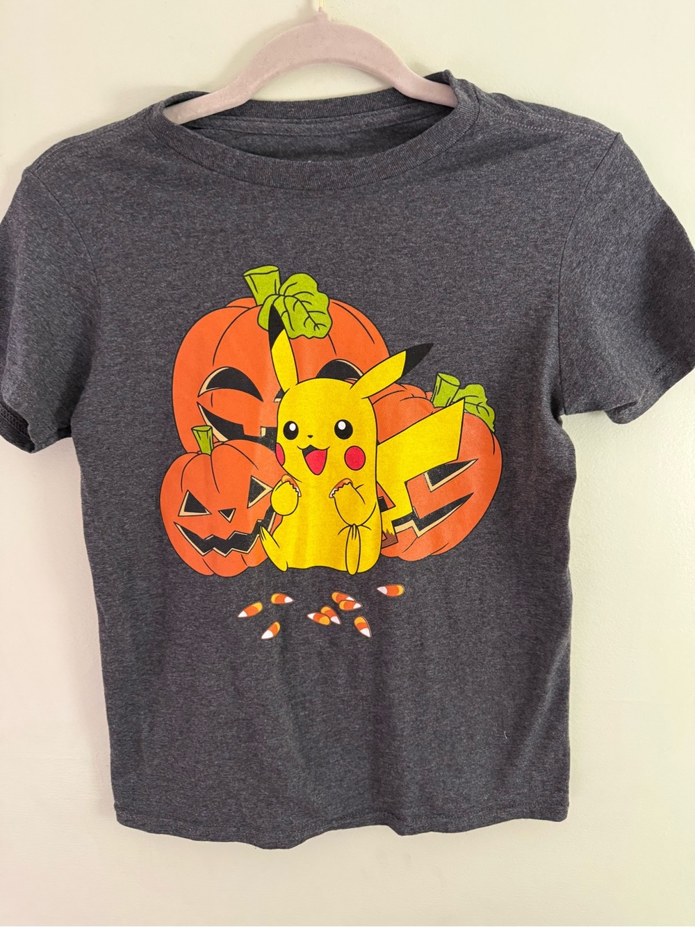 NWOT Pokemon Pikachu Halloween Tee YM